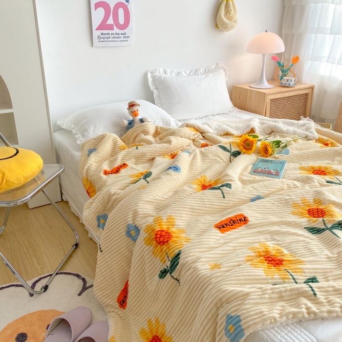 91家纺网 家纺一手货源 找家纺 顾里 新款ins网红少女心温暖牌魔法牛奶绒毛毯 向日葵