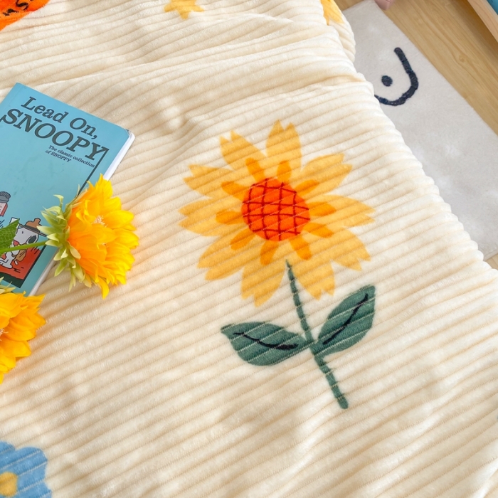 91家纺网 家纺一手货源 找家纺 顾里 新款ins网红少女心温暖牌魔法牛奶绒毛毯 向日葵