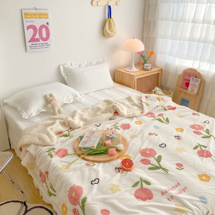 91家纺网 家纺一手货源 找家纺 顾里 新款ins网红少女心温暖牌魔法牛奶绒毛毯 郁金香