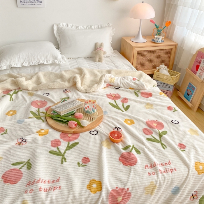 91家纺网 家纺一手货源 找家纺 顾里 新款ins网红少女心温暖牌魔法牛奶绒毛毯 郁金香