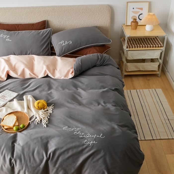 91家纺网 家纺一手货源 找家纺 优然居2020新款100支婴儿暖绒棉轻奢风刺绣四件套 轻奢粉灰