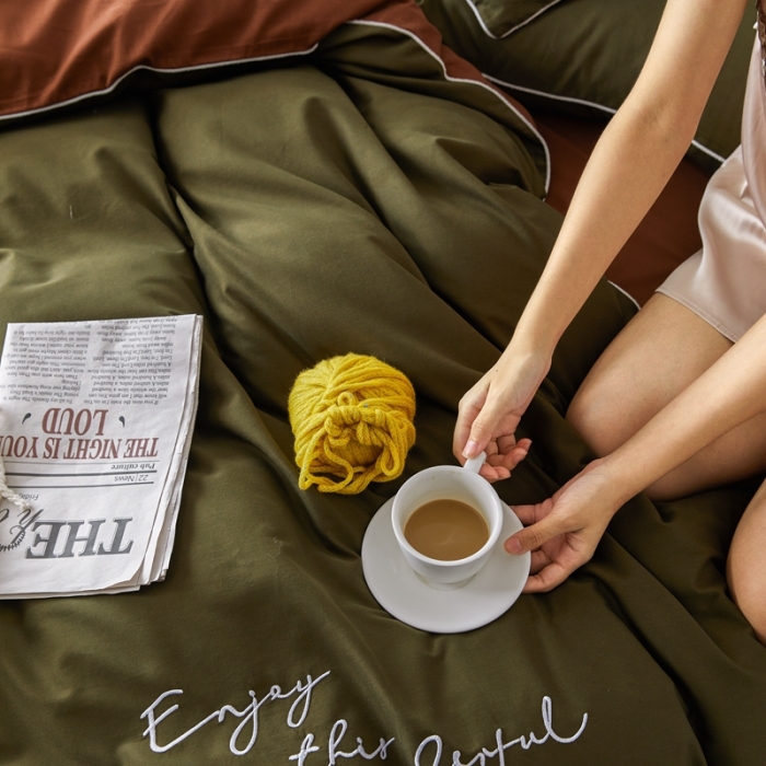 91家纺网 家纺一手货源 找家纺 优然居2020新款100支婴儿暖绒棉轻奢风刺绣四件套 霜绿复古色