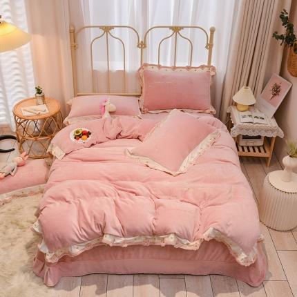 91家纺网 家纺一手货源 找家纺 安妮 2022新款朵拉牛奶绒刺绣四件套 粉色