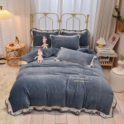 91家纺网 家纺一手货源 找家纺 （总）安妮 2022新款朵拉牛奶绒刺绣四件套