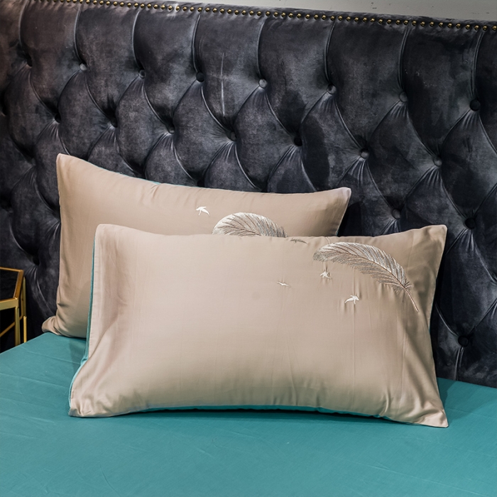 91家纺网 家纺一手货源 找家纺 骏腾 2022新款全棉羽毛绣花四件套 羽毛-卡其+湖蓝