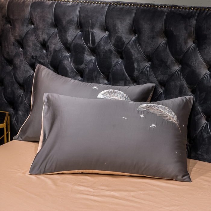 91家纺网 家纺一手货源 找家纺 骏腾 2022新款全棉羽毛绣花四件套 羽毛-深灰+卡其