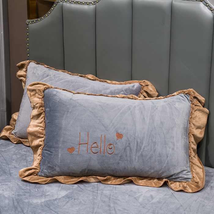 91家纺网 家纺一手货源 找家纺 骏腾2022新款韩版绣花你好美丽系列水晶绒四件套宝宝绒卡其灰