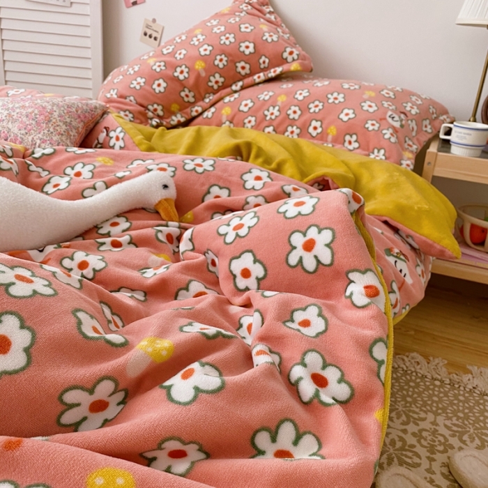 91家纺网 家纺一手货源 找家纺 星期八 2020新款秋冬加厚保暖牛奶绒四件套 可爱小鹅