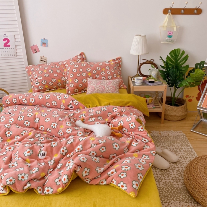 91家纺网 家纺一手货源 找家纺 星期八 2020新款秋冬加厚保暖牛奶绒四件套 可爱小鹅