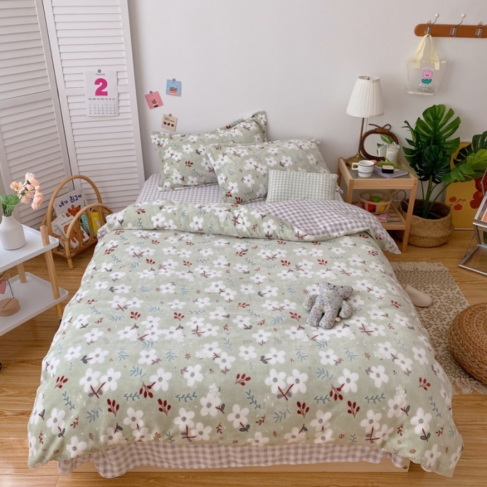 91家纺网 家纺一手货源 找家纺 星期八 2020新款秋冬加厚保暖牛奶绒四件套 漫花绿