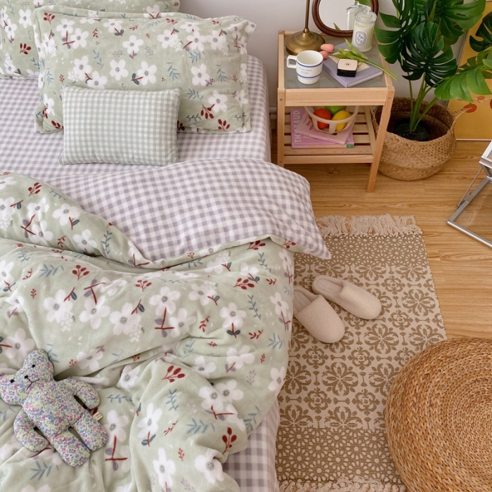 91家纺网 家纺一手货源 找家纺 星期八 2020新款秋冬加厚保暖牛奶绒四件套 漫花绿