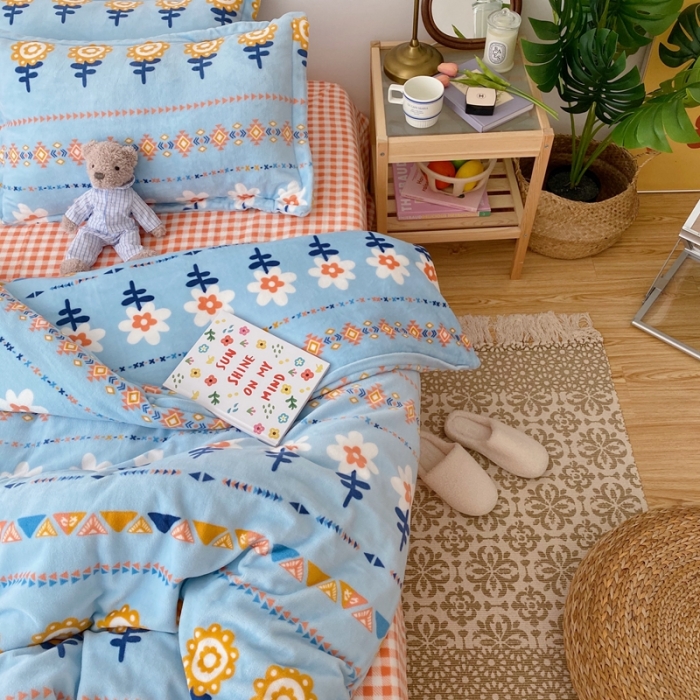 91家纺网 家纺一手货源 找家纺 星期八 2020新款秋冬加厚保暖牛奶绒四件套 向日小花