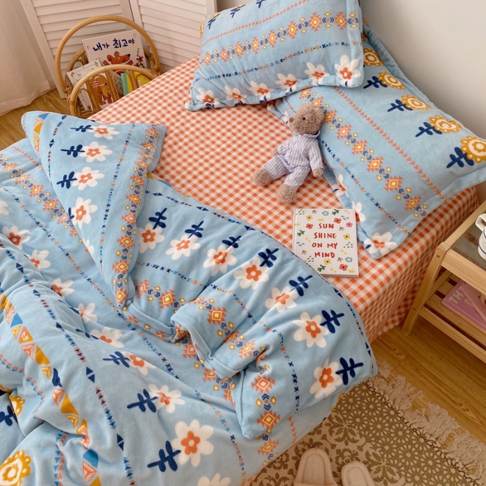 91家纺网 家纺一手货源 找家纺 星期八 2020新款秋冬加厚保暖牛奶绒四件套 向日小花