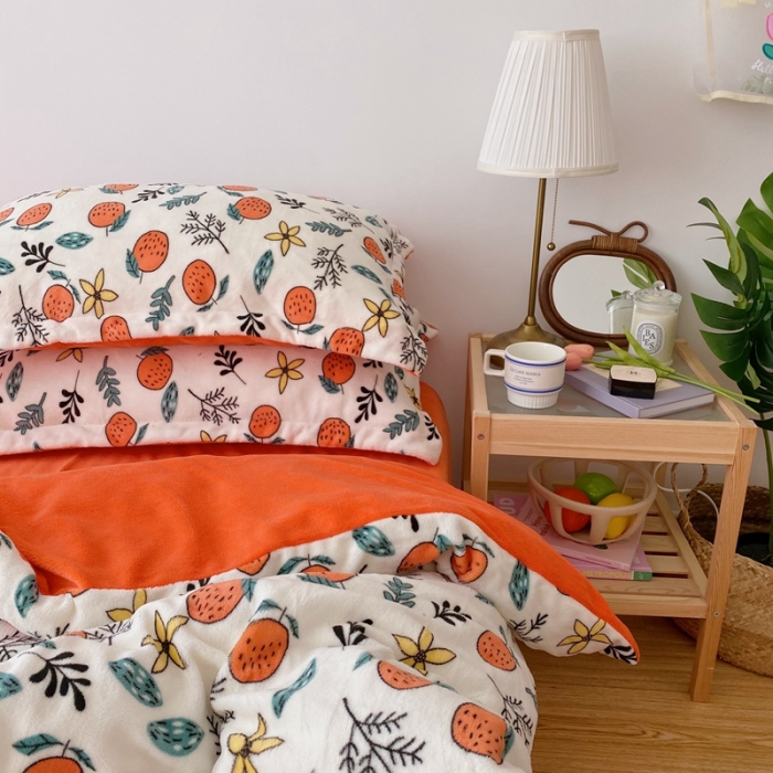 91家纺网 家纺一手货源 找家纺 星期八 2020新款秋冬加厚保暖牛奶绒四件套 小橘子