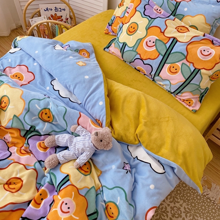 91家纺网 家纺一手货源 找家纺 星期八 2020新款秋冬加厚保暖牛奶绒四件套 笑脸花