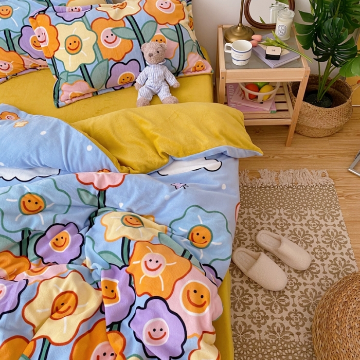 91家纺网 家纺一手货源 找家纺 星期八 2020新款秋冬加厚保暖牛奶绒四件套 笑脸花