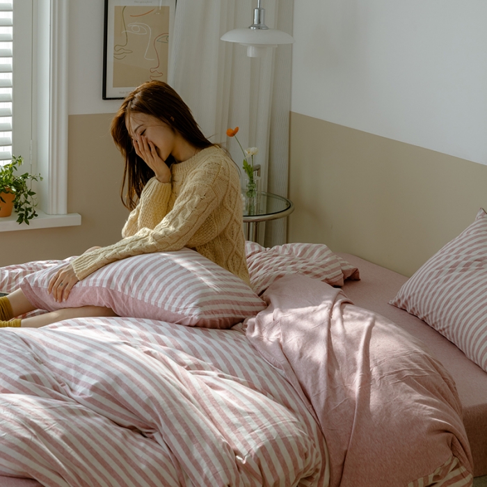 91家纺网 家纺一手货源 找家纺 华超针织 2021新款针织条纹四件套 红米中条