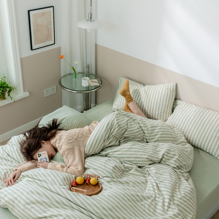 91家纺网 家纺一手货源 找家纺 华超针织 2021新款针织条纹四件套 绿米中条