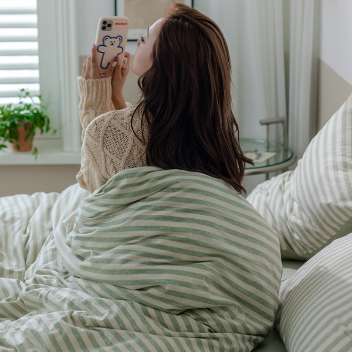 91家纺网 家纺一手货源 找家纺 华超针织 2021新款针织条纹四件套 绿米中条