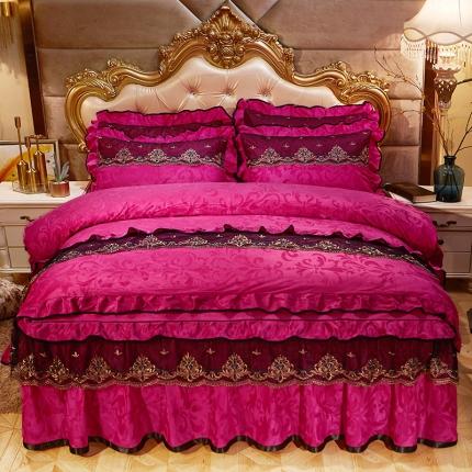 91家纺网 家纺一手货源 找家纺 瑞宝 2025新款天鹅绒压花臻美系列床裙四件套粉玉