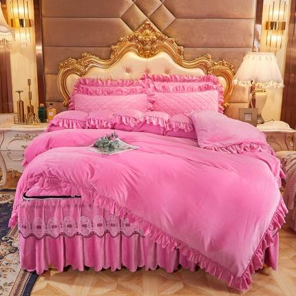 91家纺网 家纺一手货源 找家纺 情恒2025新款夹棉水晶绒可拆卸床裙四件套金碧辉煌系列香妃粉