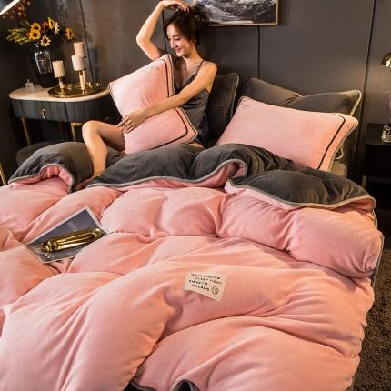 91家纺网 家纺一手货源 找家纺 （总）印季2023新款纯色包边加厚牛奶绒宝宝绒四件套