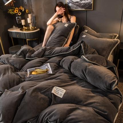 91家纺网 家纺一手货源 找家纺 （总）印季2023新款纯色包边加厚牛奶绒宝宝绒四件套