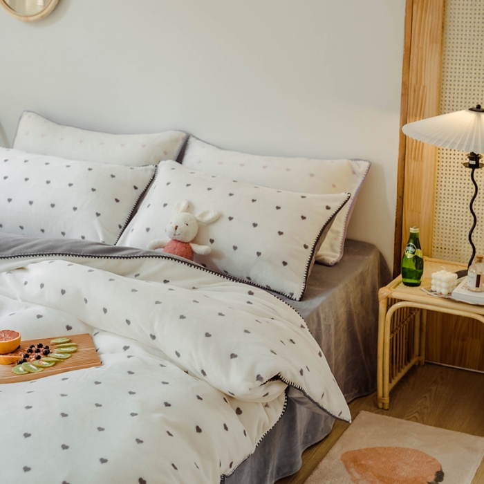 91家纺网 家纺一手货源 找家纺 （总）狠狠爱 2020新款小清新牛奶绒四件套-小甜心