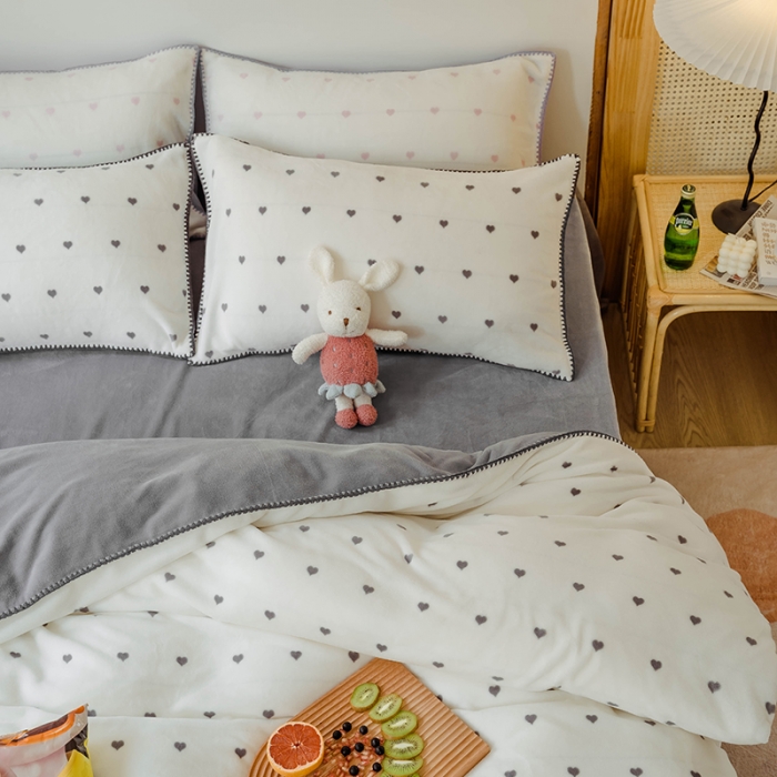 91家纺网 家纺一手货源 找家纺 （总）狠狠爱 2020新款小清新牛奶绒四件套-小甜心