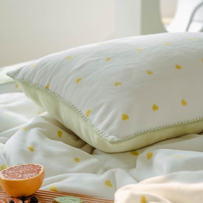 91家纺网 家纺一手货源 找家纺 狠狠爱 2020新款小清新牛奶绒四件套-小甜心 香草黄