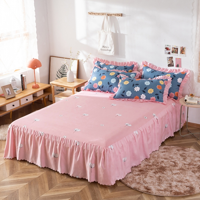 91家纺网 家纺一手货源 找家纺 纽缦 2020新款加厚磨毛床裙款四件套 豆蔻年华蓝