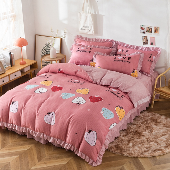 91家纺网 家纺一手货源 找家纺 纽缦 2020新款加厚磨毛床裙款四件套 迷情草莓