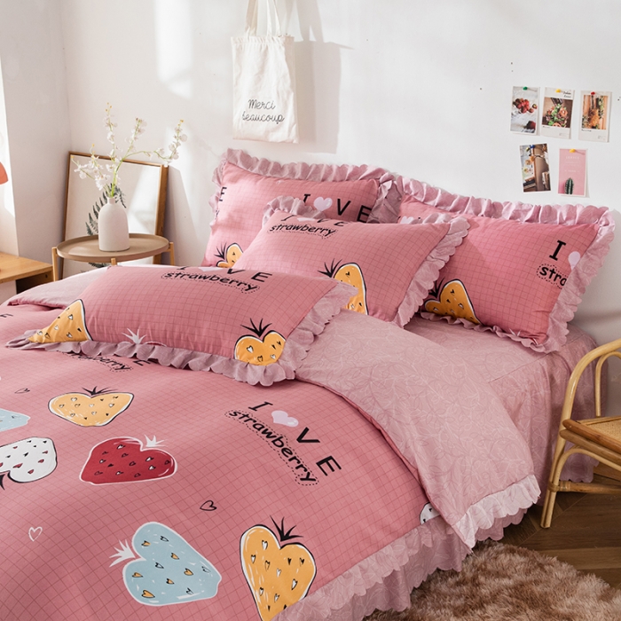 91家纺网 家纺一手货源 找家纺 纽缦 2020新款加厚磨毛床裙款四件套 迷情草莓