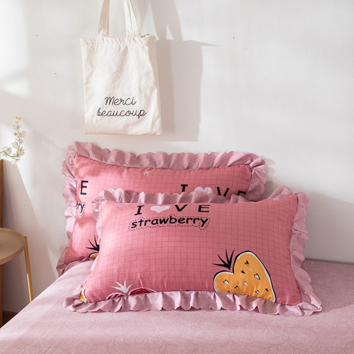 91家纺网 家纺一手货源 找家纺 纽缦 2020新款加厚磨毛床裙款四件套 迷情草莓