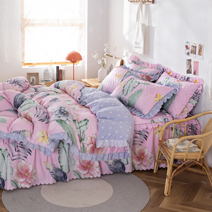 91家纺网 家纺一手货源 找家纺 纽缦 2020新款加厚磨毛夹棉床裙款四件套 梦幻花田粉