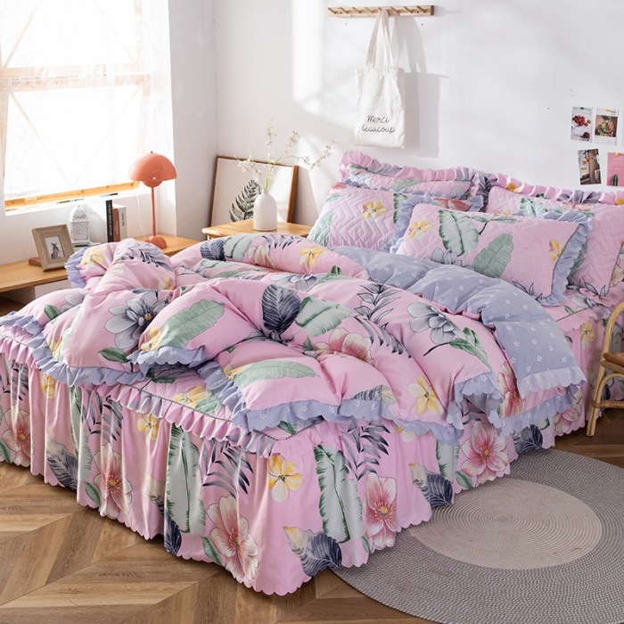 91家纺网 家纺一手货源 找家纺 纽缦 2020新款加厚磨毛夹棉床裙款四件套 梦幻花田粉