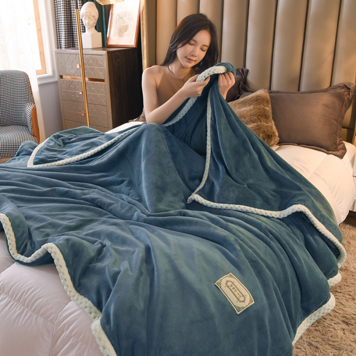 91家纺网 家纺一手货源 找家纺 眠博士 2021新款牛奶绒多功能轻奢款毛毯 靛青