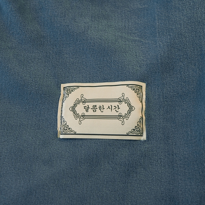 91家纺网 家纺一手货源 找家纺 眠博士 2021新款牛奶绒多功能轻奢款毛毯 靛青