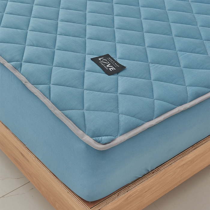 91家纺网 家纺一手货源 找家纺 宅部落 2020针织棉纯加棉床笠夹棉床垫保护罩 勿忘草蓝