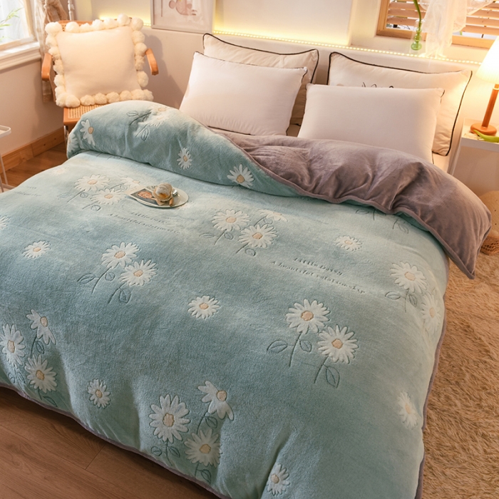 91家纺网 家纺一手货源 找家纺 甜之梦 2025新款310g雪花绒单品包边被套 浅绿之花