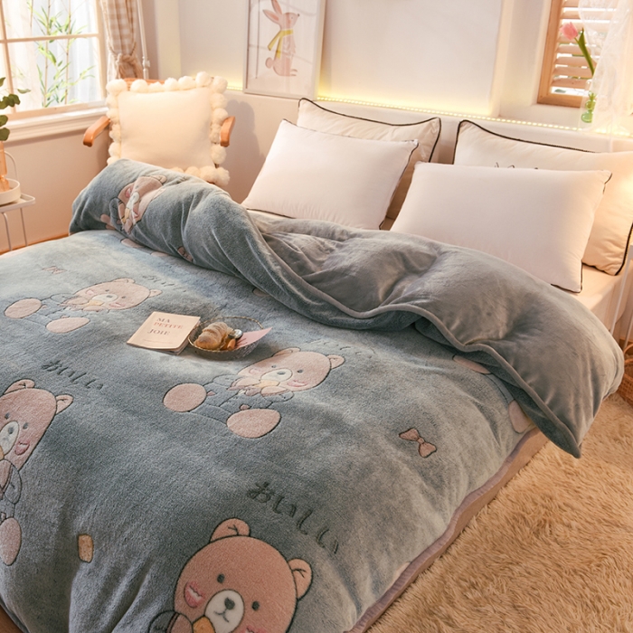 91家纺网 家纺一手货源 找家纺 甜之梦 2025新款310g雪花绒单品包边被套 小熊维尼