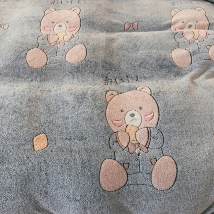 91家纺网 家纺一手货源 找家纺 甜之梦 2025新款310g雪花绒单品包边被套 小熊维尼