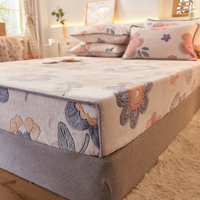 91家纺网 家纺一手货源 找家纺 甜之梦 2025新款310g雪花绒单品床笠 锦上添花