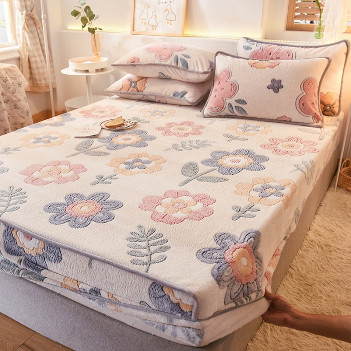 91家纺网 家纺一手货源 找家纺 甜之梦 2025新款310g雪花绒单品床笠 锦上添花