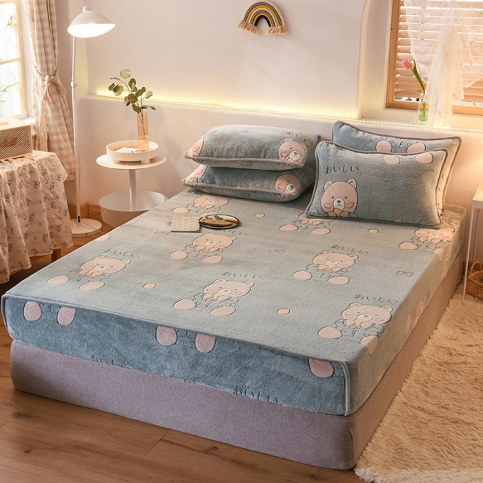 91家纺网 家纺一手货源 找家纺 甜之梦 2025新款310g雪花绒单品床笠 小熊维尼