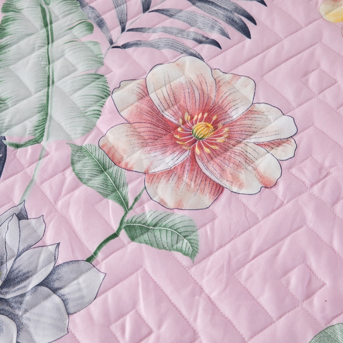 91家纺网 家纺一手货源 找家纺 纽缦 2020新款加厚磨毛单件夹棉床裙 梦幻花田粉