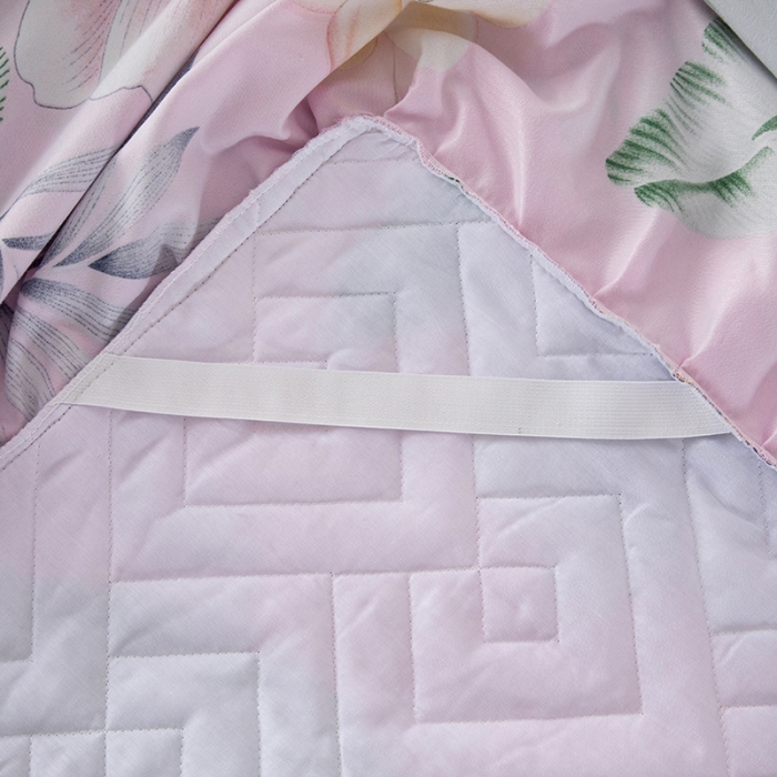 91家纺网 家纺一手货源 找家纺 纽缦 2020新款加厚磨毛单件夹棉床裙 梦幻花田粉