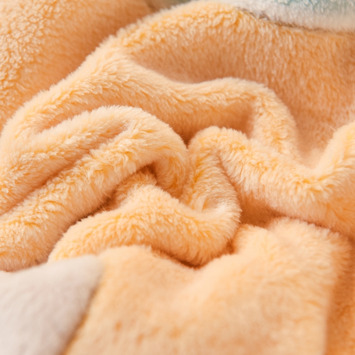 91家纺网 家纺一手货源 找家纺 甜之梦 2025新款310g雪花绒单品多功能毛毯被套 爱心圈