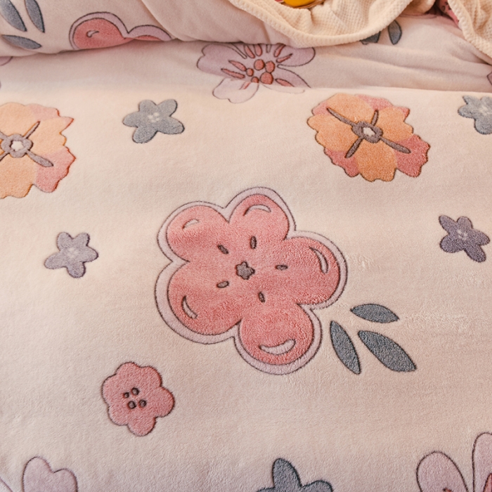 91家纺网 家纺一手货源 找家纺 甜之梦2025新款310g雪花绒单品多功能毛毯被套 锦上添花