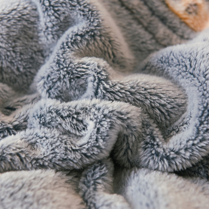 91家纺网 家纺一手货源 找家纺 甜之梦2025新款310g雪花绒单品多功能毛毯被套 马到成功